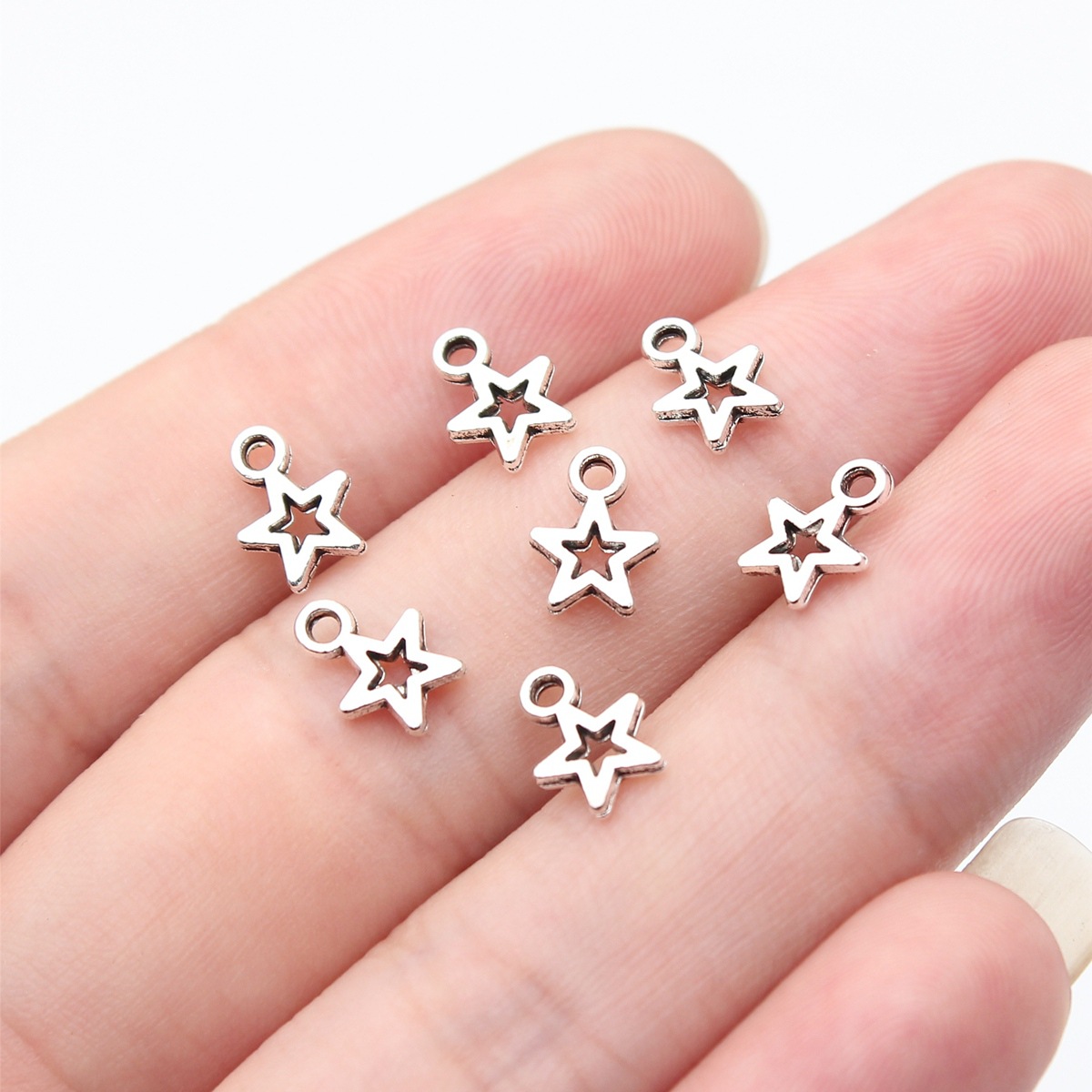 80 szt. zawieszek w kształcie  – Vintage Fashion Online recenzja i cena